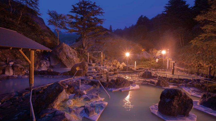 [Stone Garden Open Air Bath] Enjoy a relaxing moment in the quiet surroundings