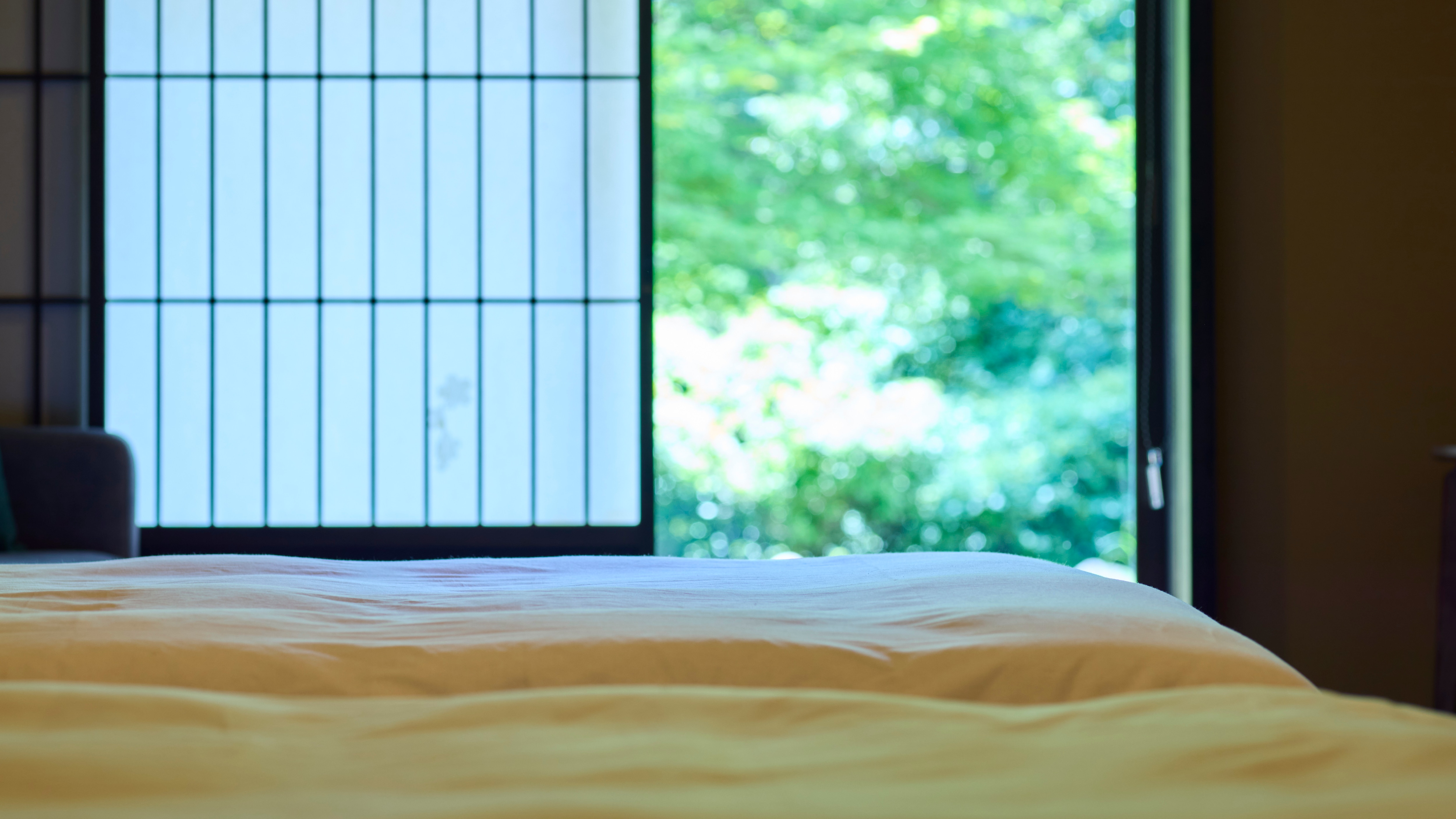 [Superior Japanese-style Room] Enjoy a quiet and peaceful time in a room filled with the simple warmth of wood, characteristic of a traditional Japanese house.