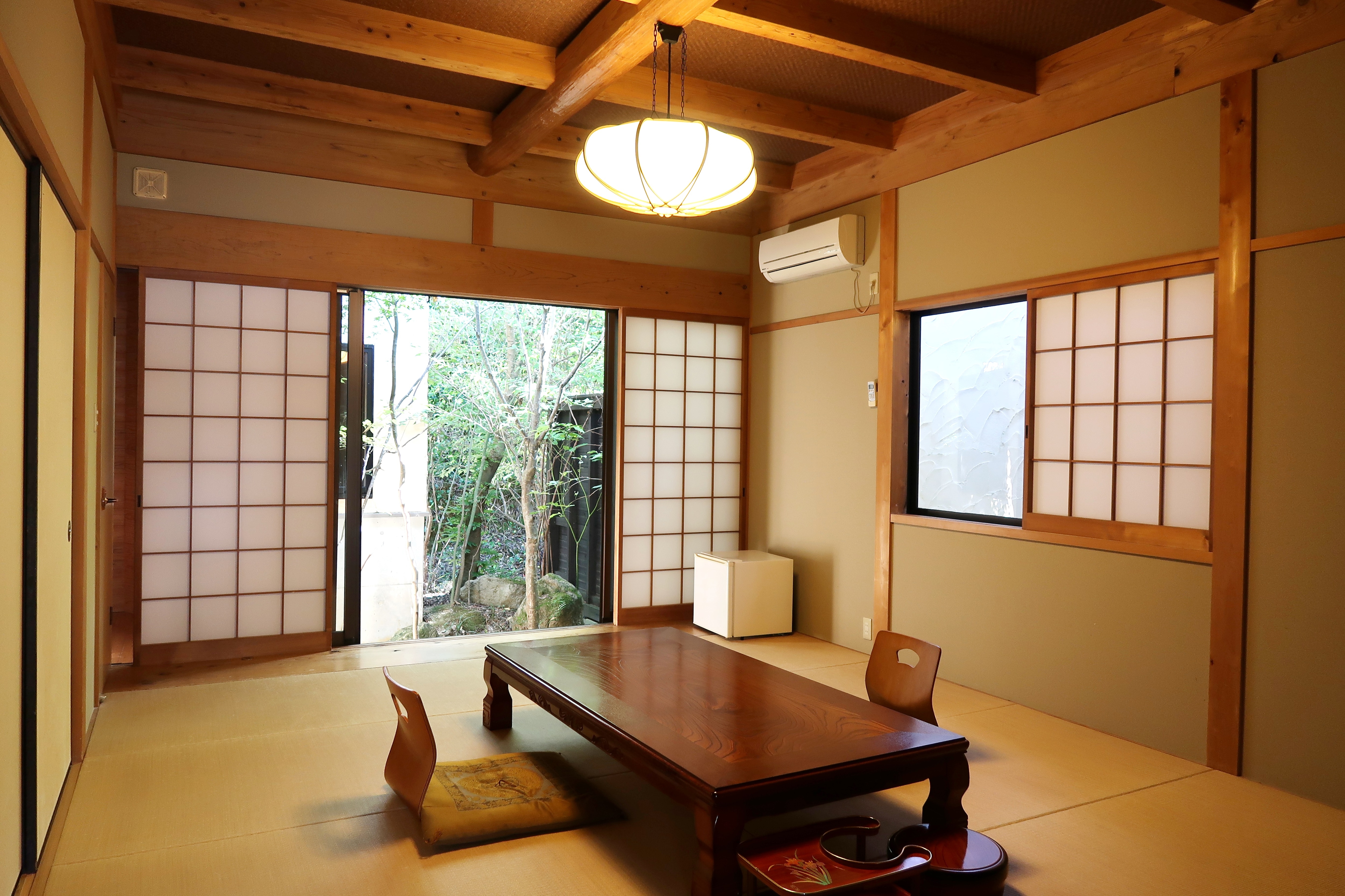 Room with bath (10 tatami mats)