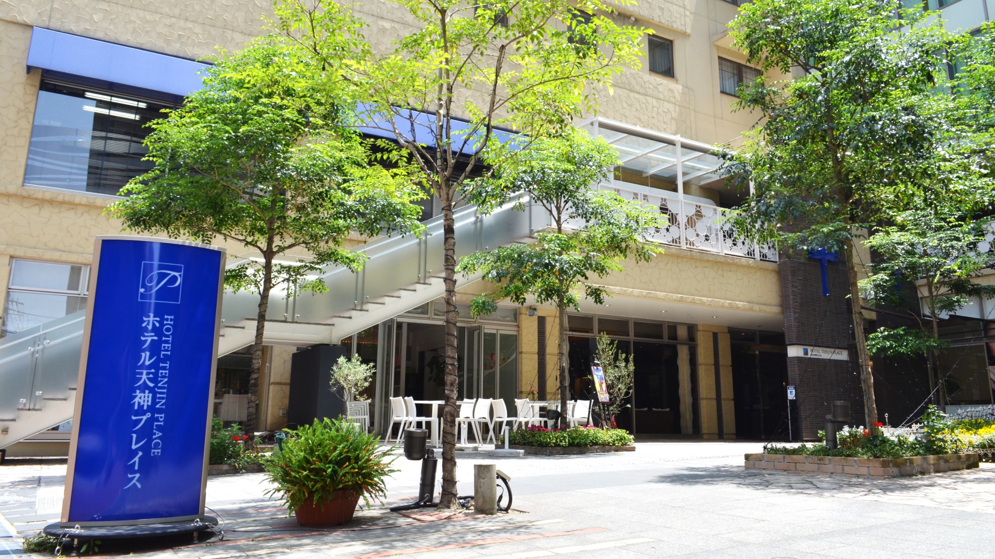 ■Tampilan eksterior bangunan hotel■