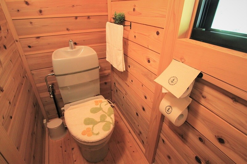 toilet