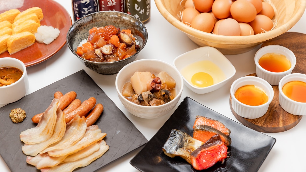 We prepare delicious dishes one by one.