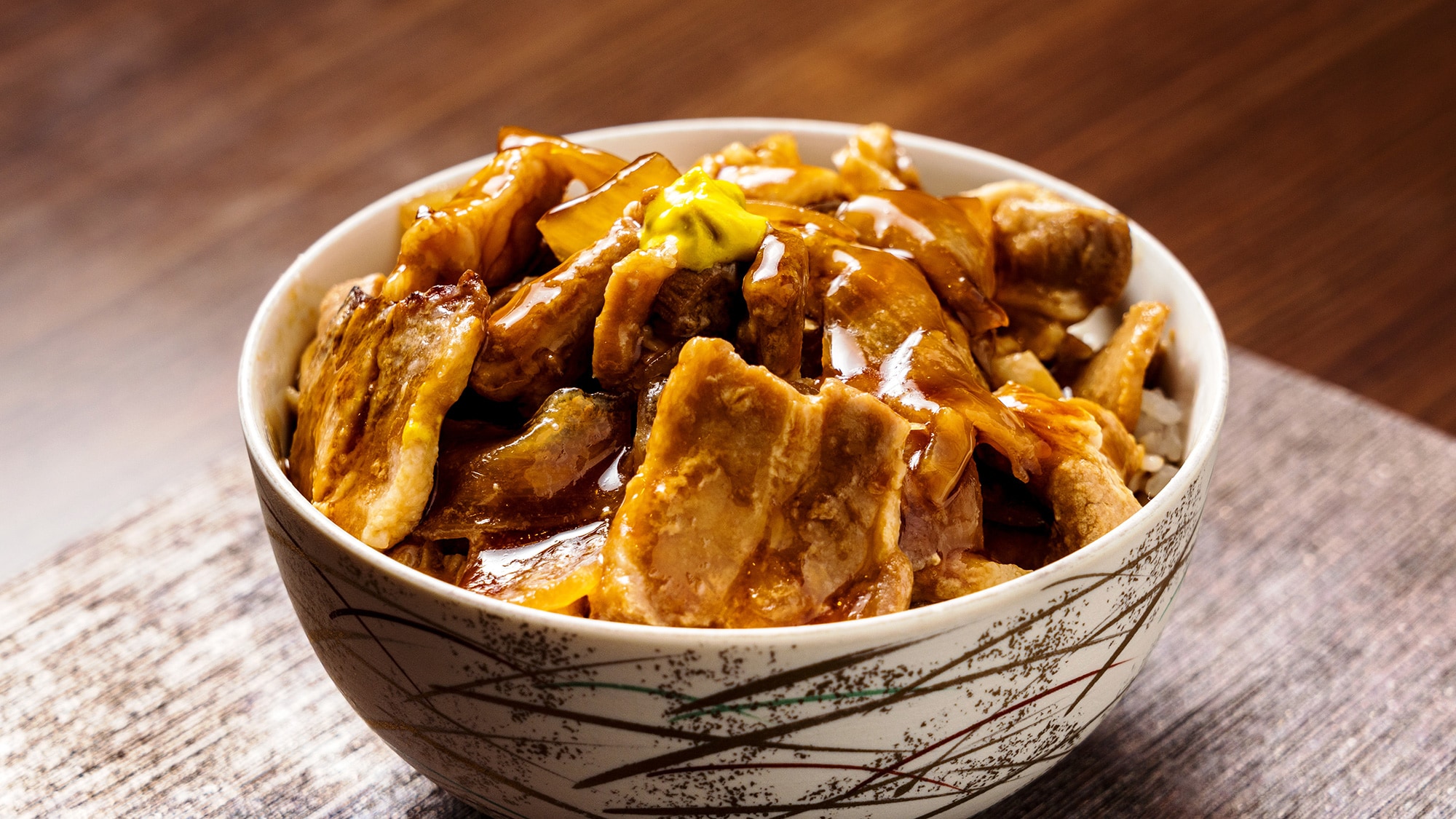 [Bữa sáng] Đừng quên thử hương vị độc đáo của Muroran, Muroran Yakitori Donburi (cơm gà nướng) *Hình ảnh