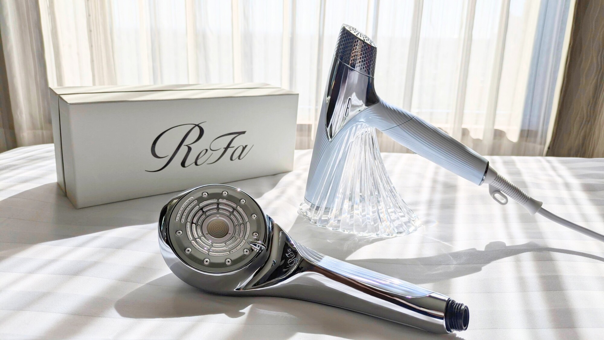 *Some rooms have ReFa showers and hair dryers