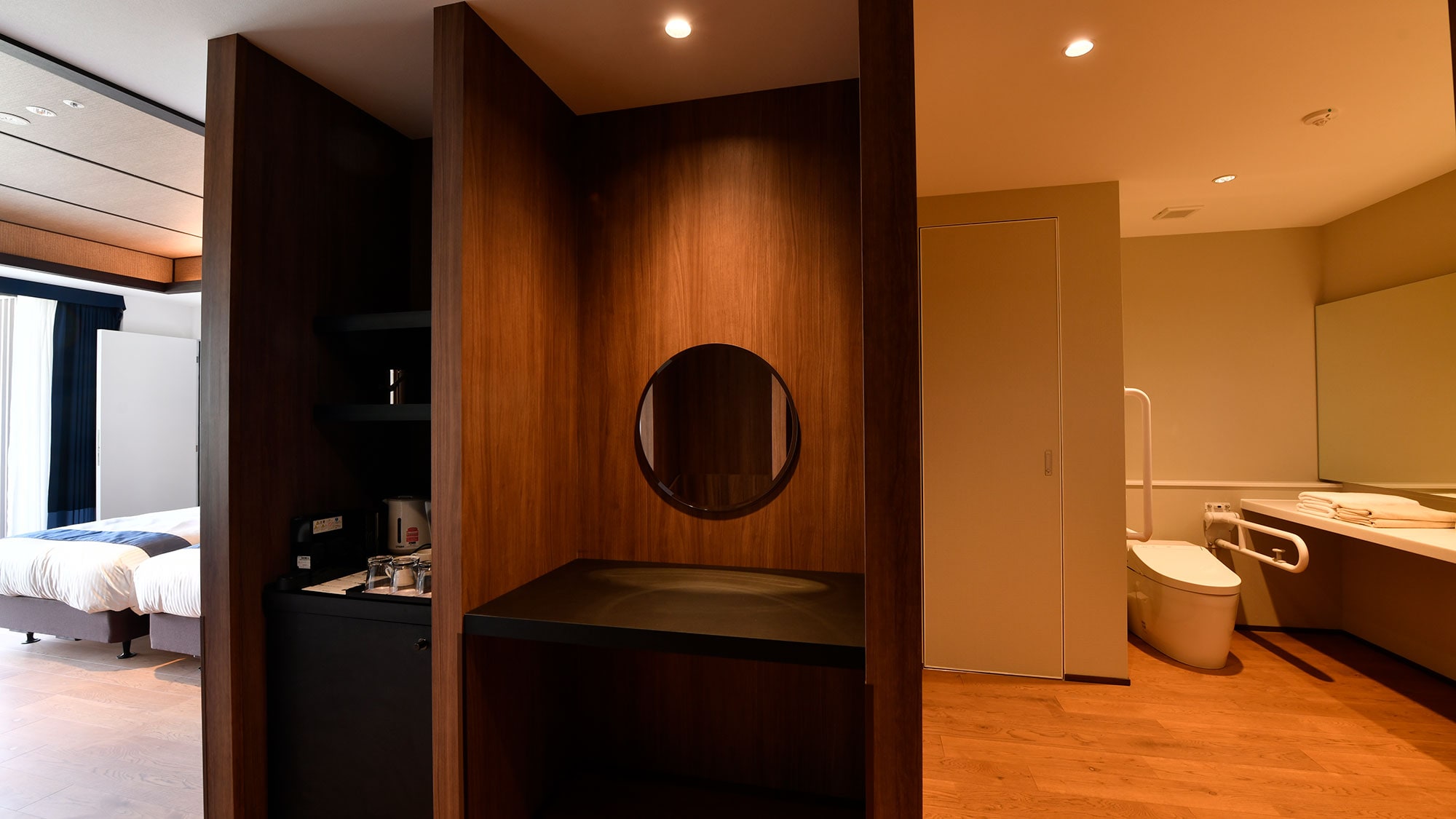  [Barrier-free room] * Example