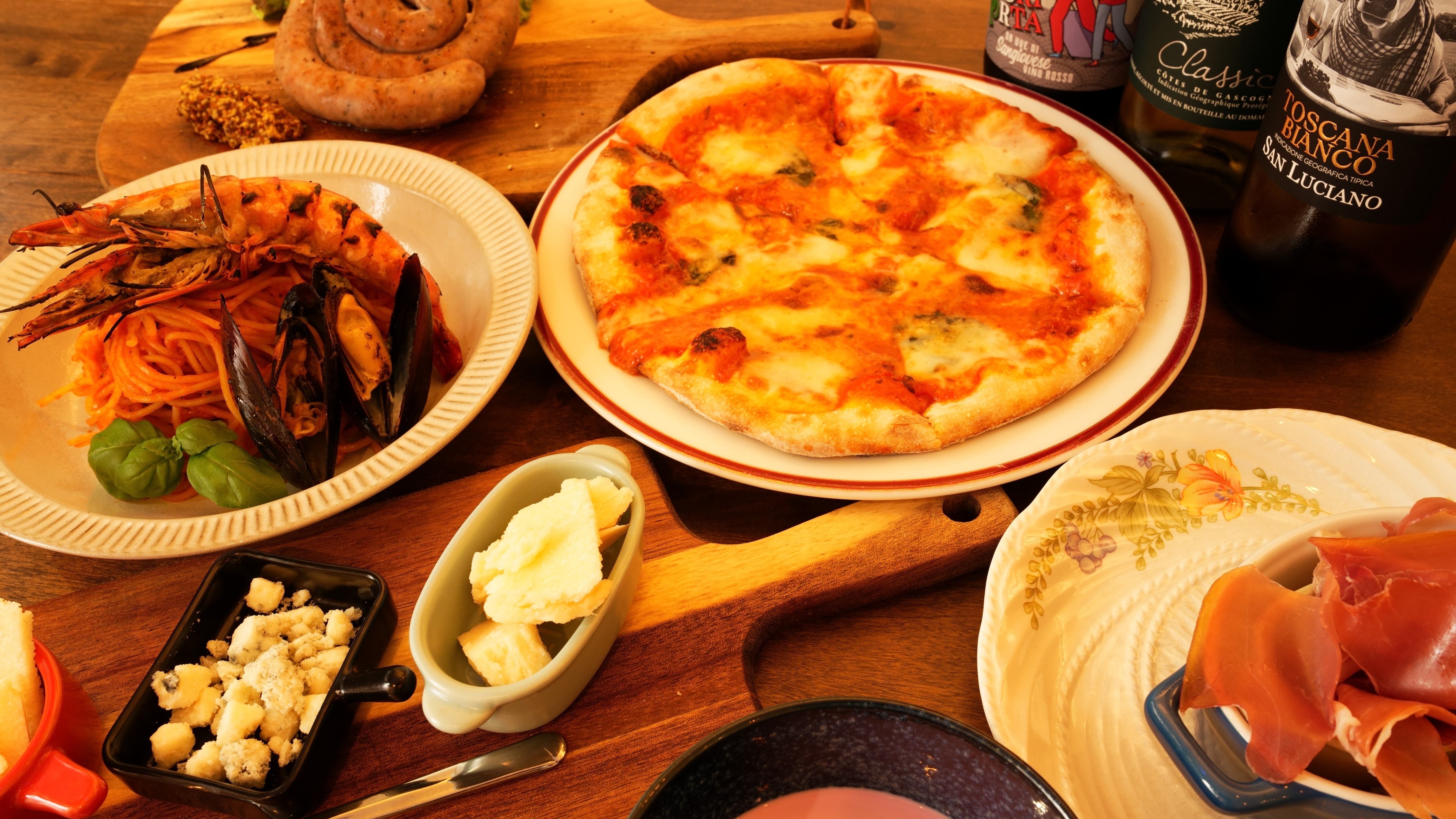 [Partner restaurant: Italian Bar MOLTO, where you can casually enjoy fresh local ingredients such as seafood from Kinko Bay]