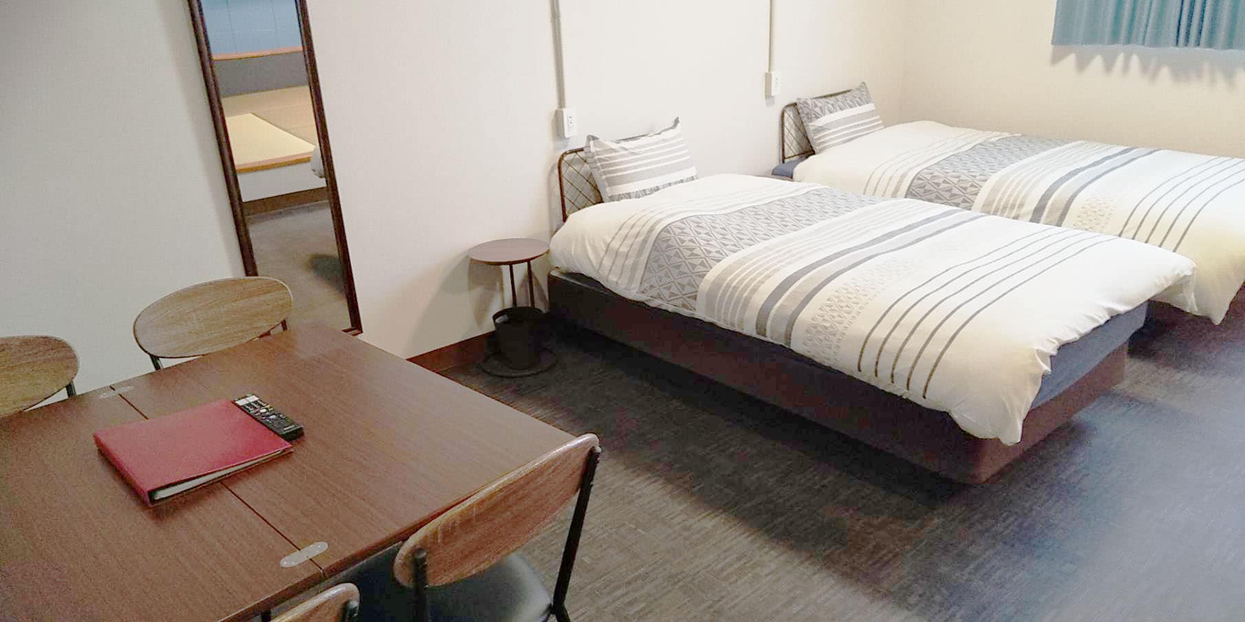 Simmons 2 single beds