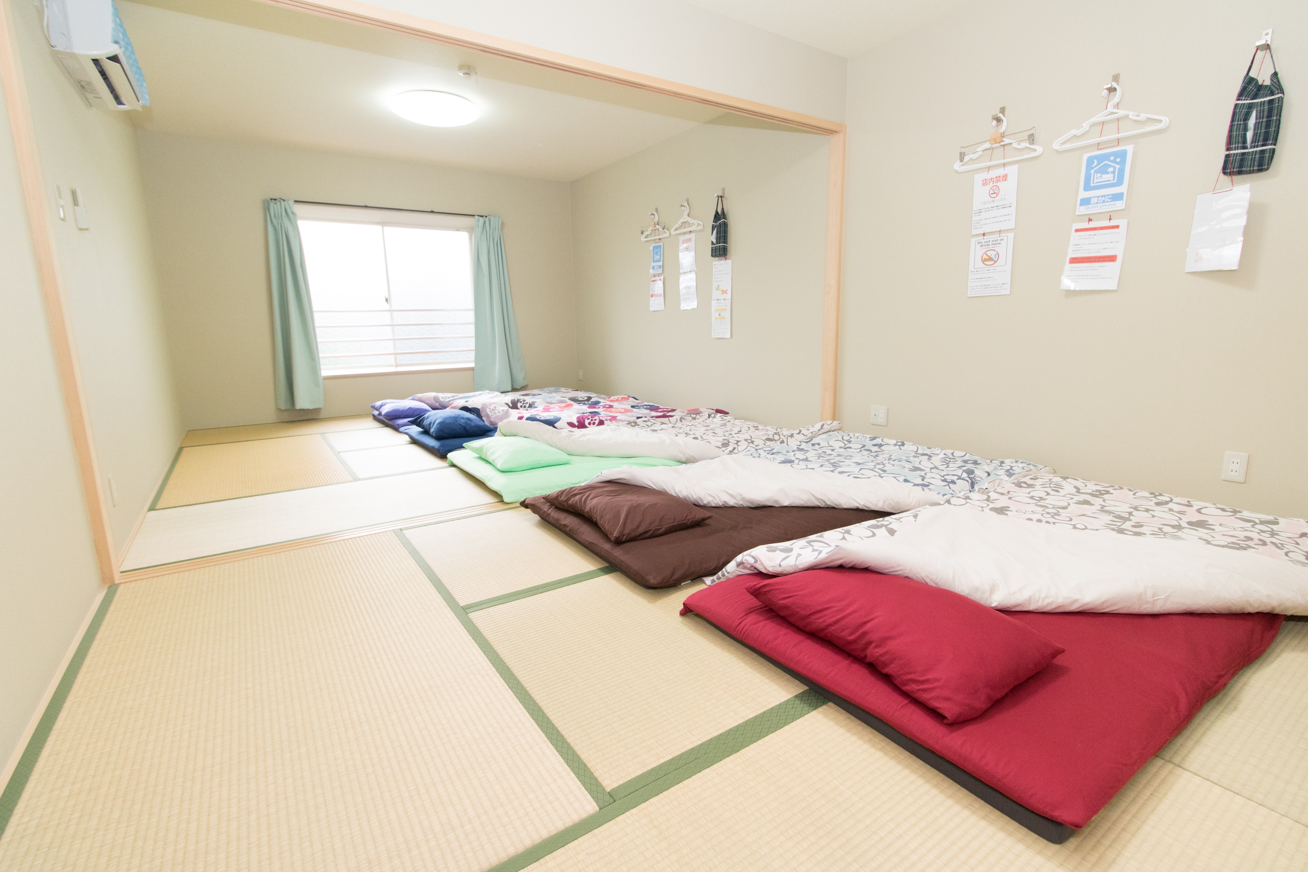 Large room for groups and families, accommodating up to 9 people