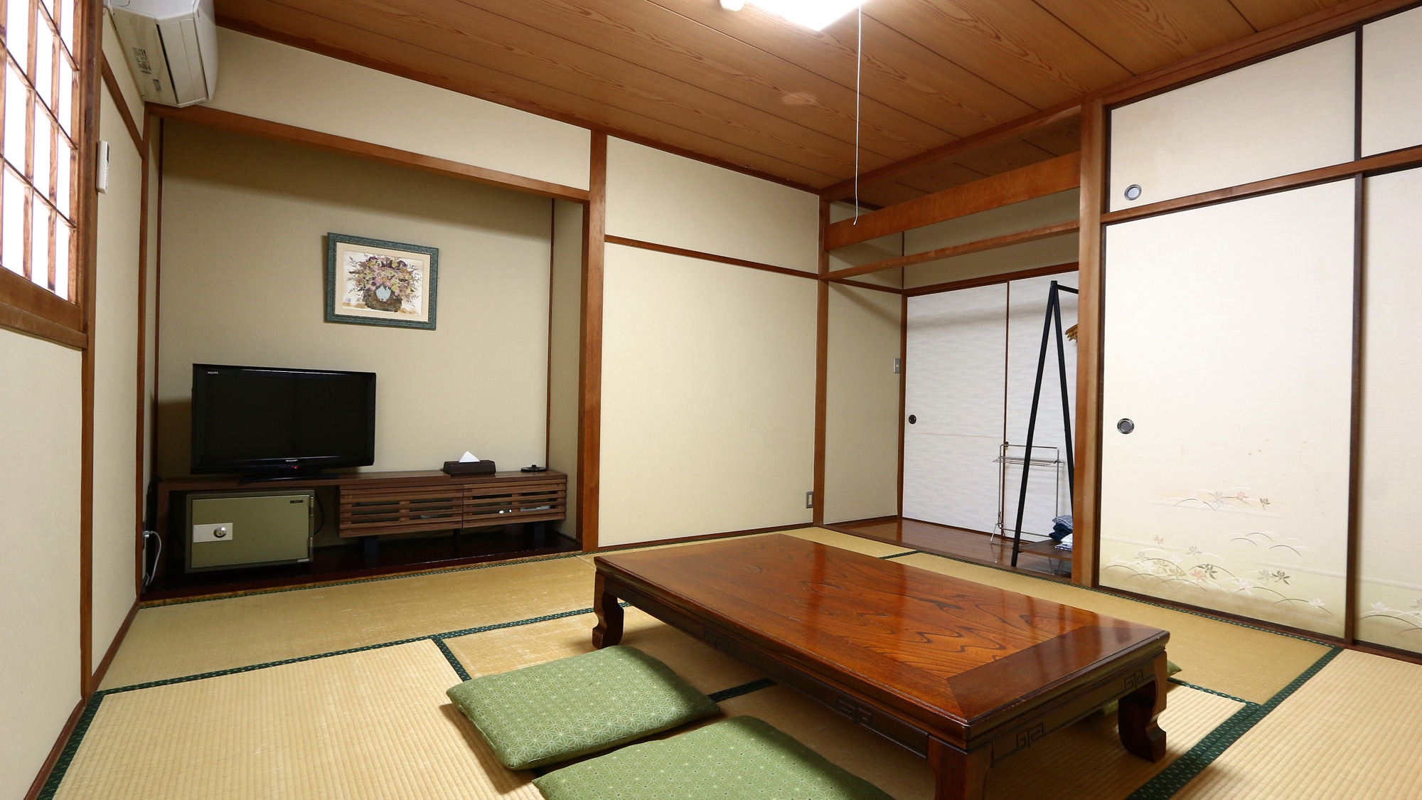 [Phòng kiểu Nhật 8 tatami] Phòng kiểu Nhật 3-4 người