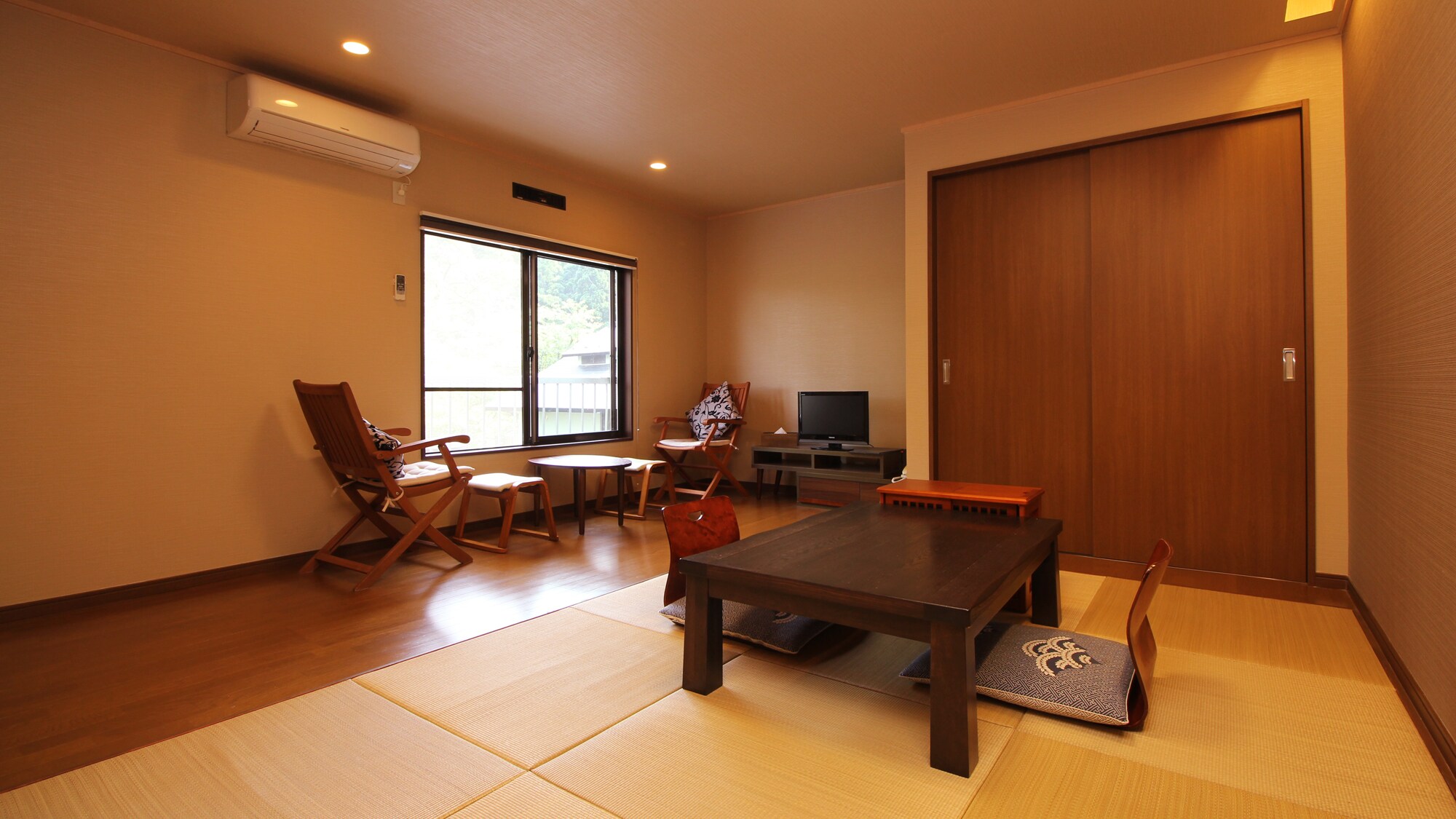 #Modern Japanese-style room [Akebi]