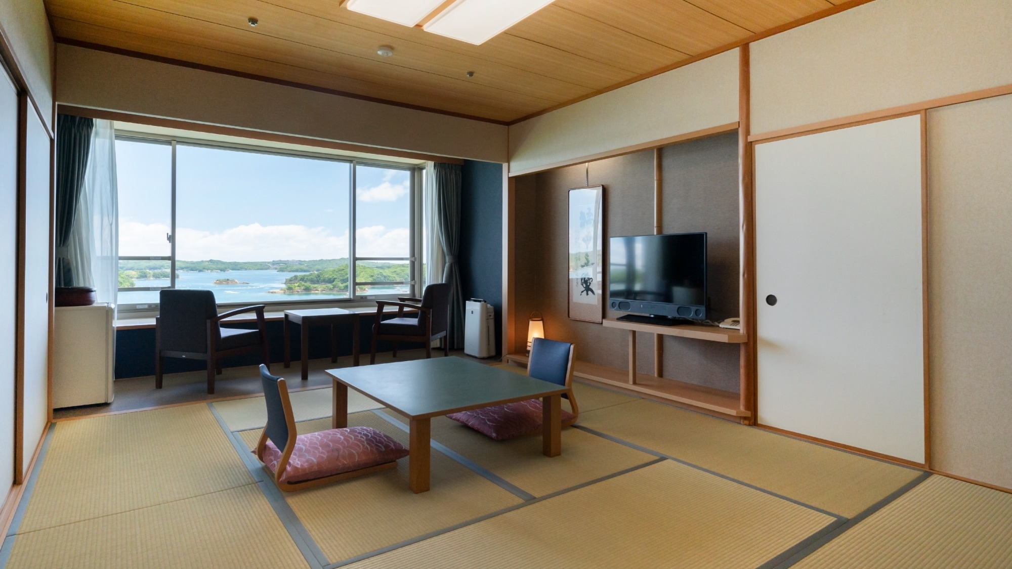 □An example of Sanyo Building guest room