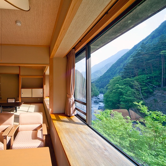 Special room with bath in Japanese cypress