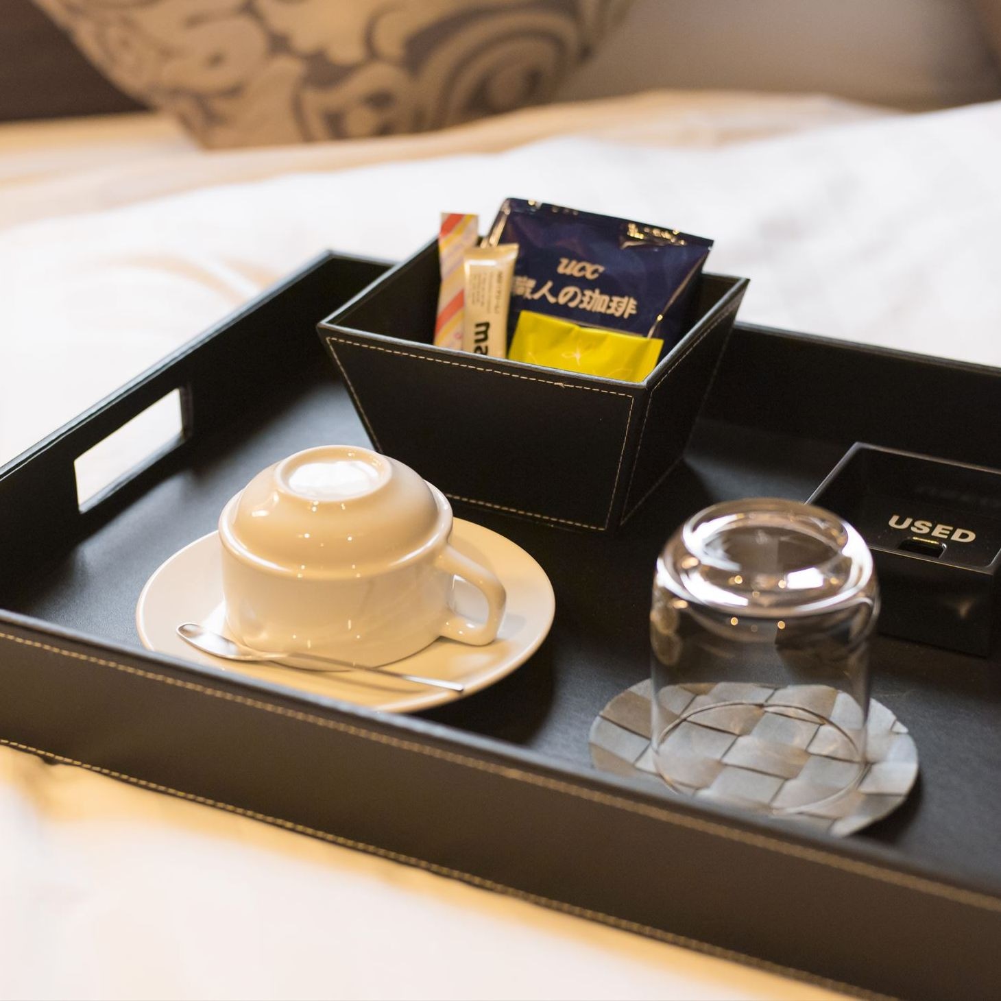 Room tea set