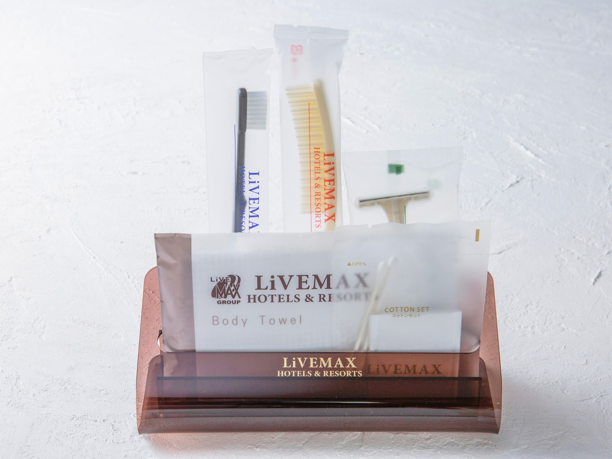 Amenity set