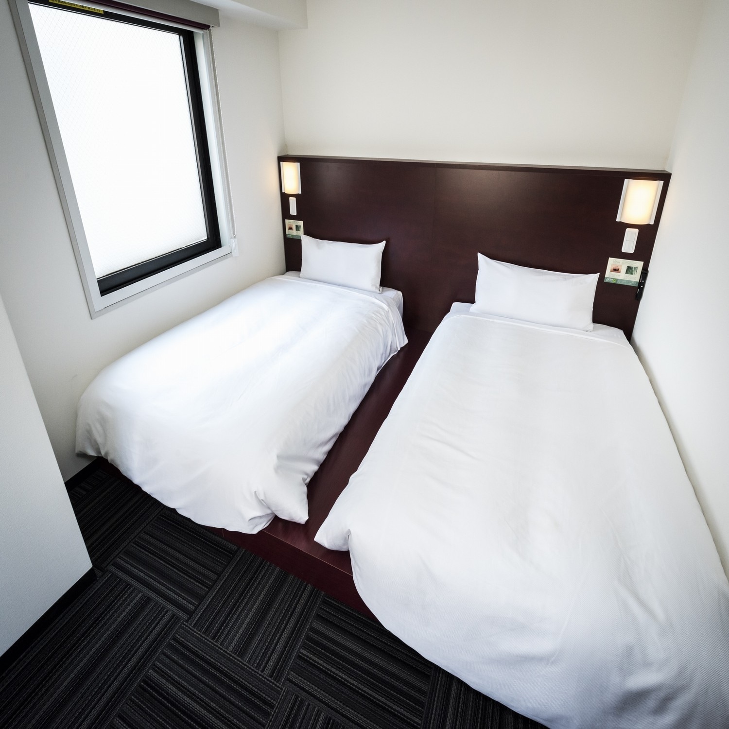 Room: Twin Room 01