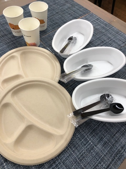 As a measure against the coronavirus pandemic, we have disposable tableware!