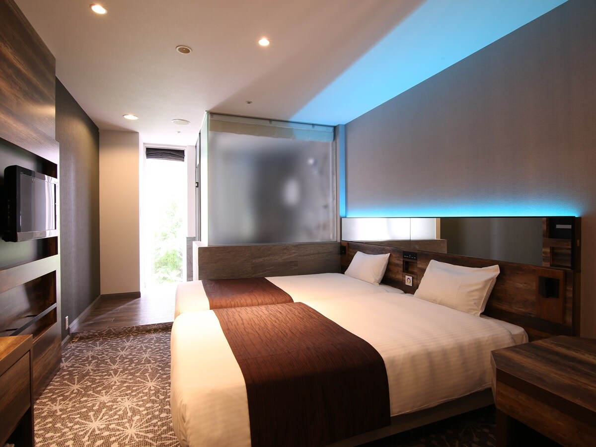 [Superior Hollywood Twin (28 square meters)]
