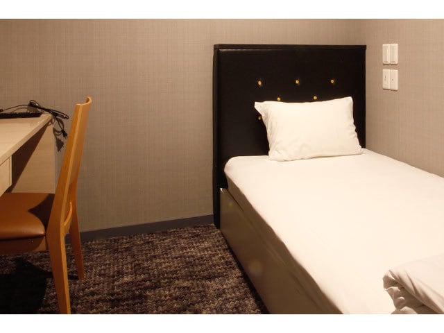帶電視的私人房間類型，可以在床上放鬆！大客艙