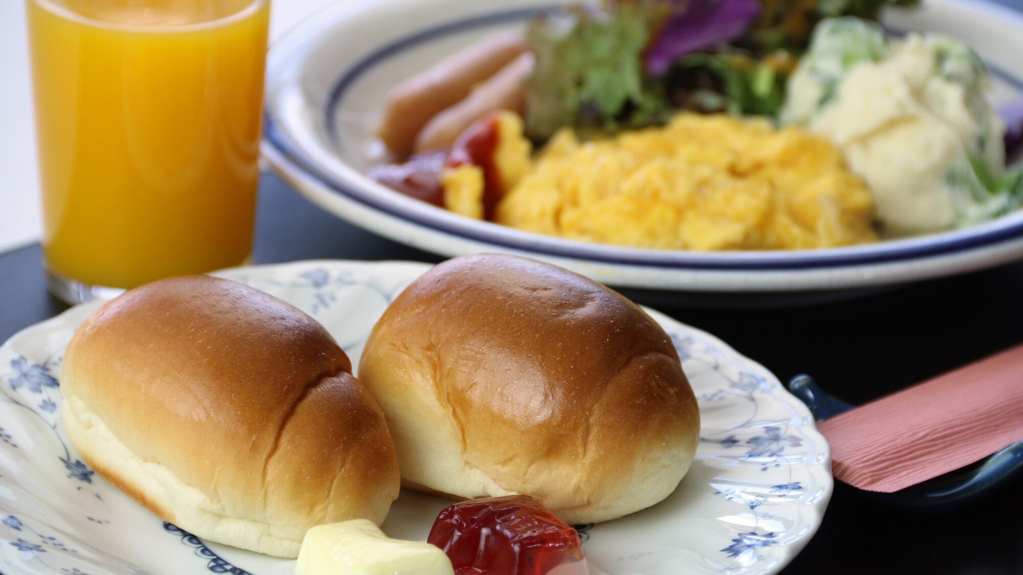 Good morning! Help yourself to coffee and tea.