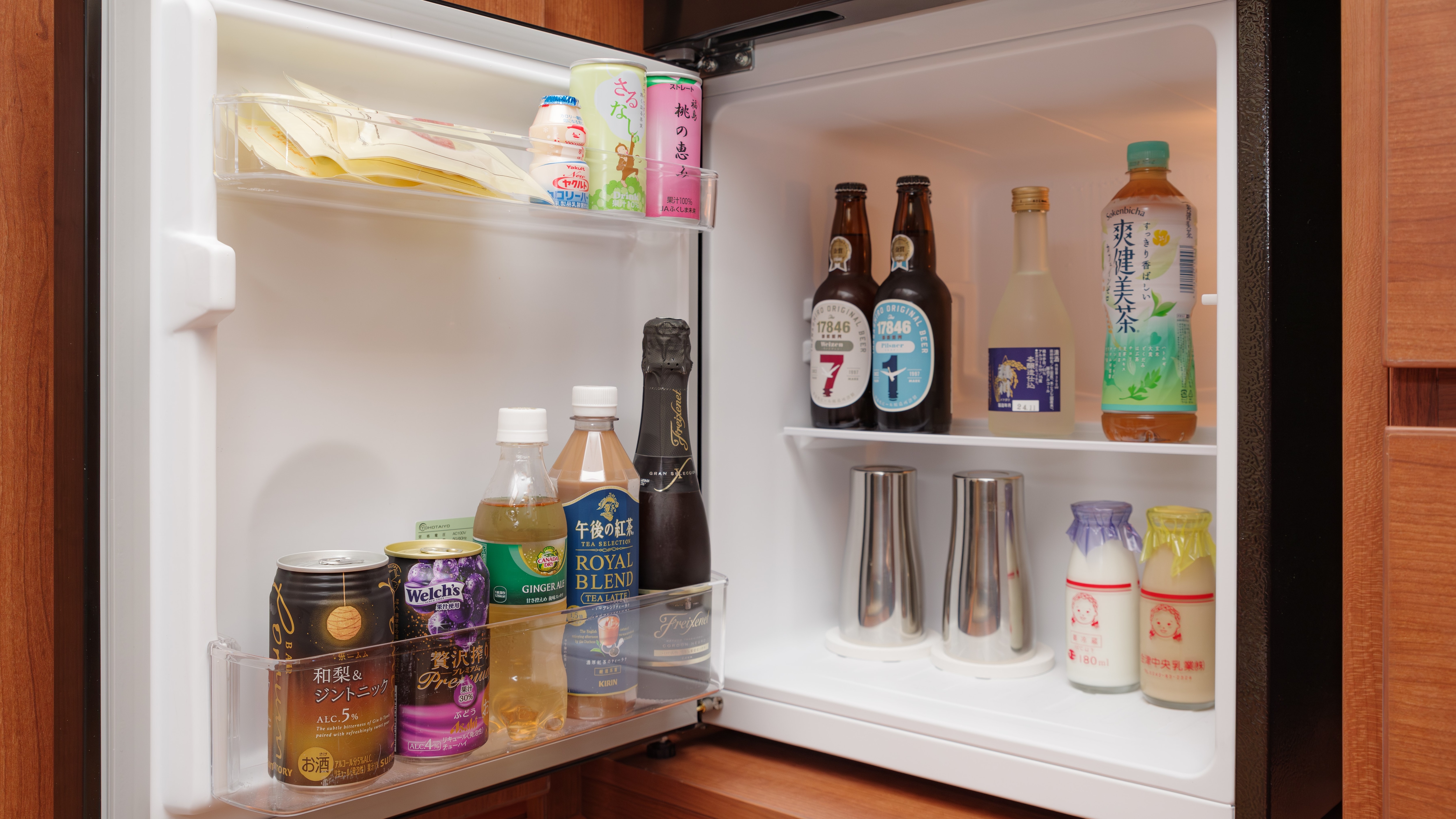 Premium Suite Free drinks in the refrigerator