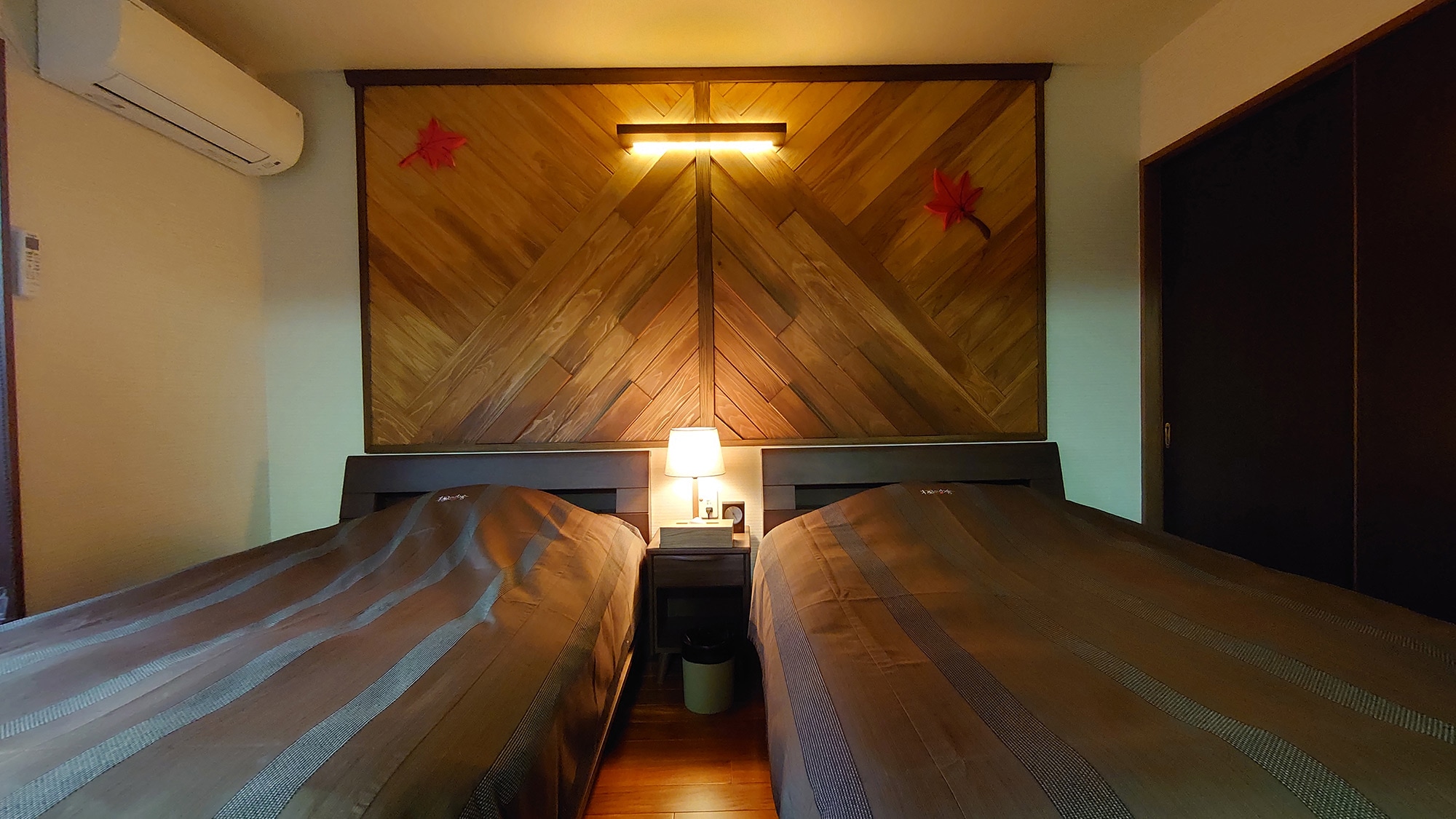 [Yusu no Ma]: Bedroom