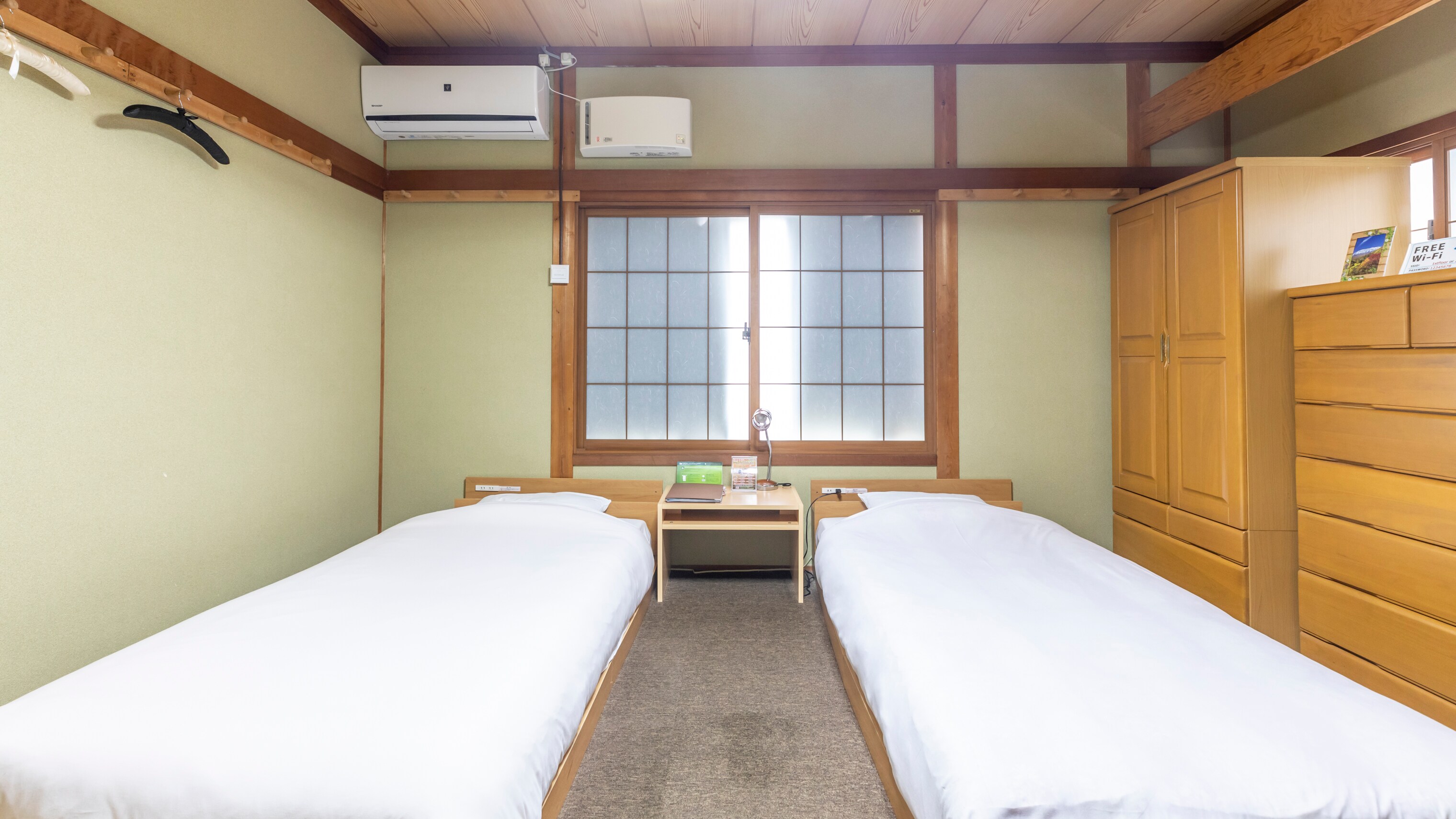   [Non-smoking] Twin room (no bath)
