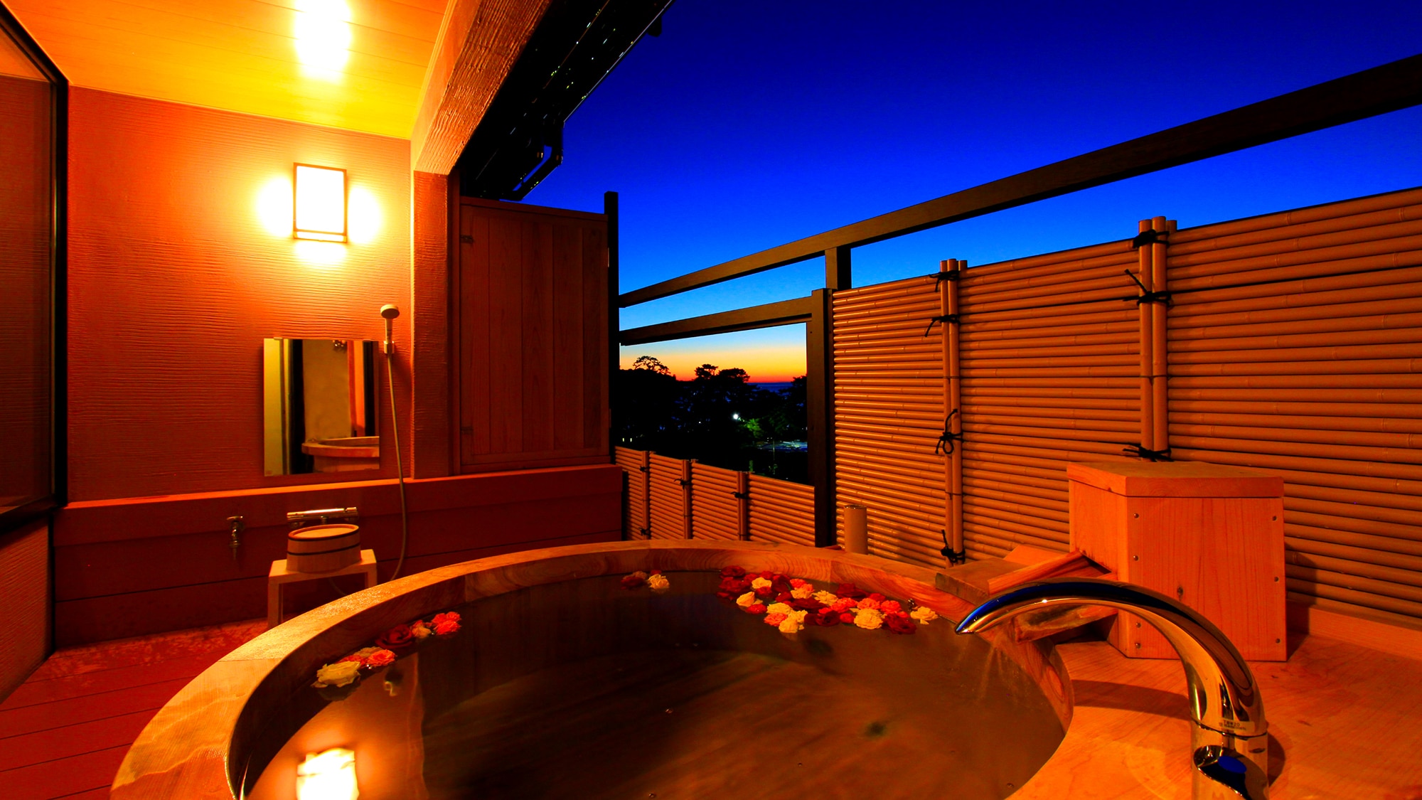 An example of a guest room with an open-air bath