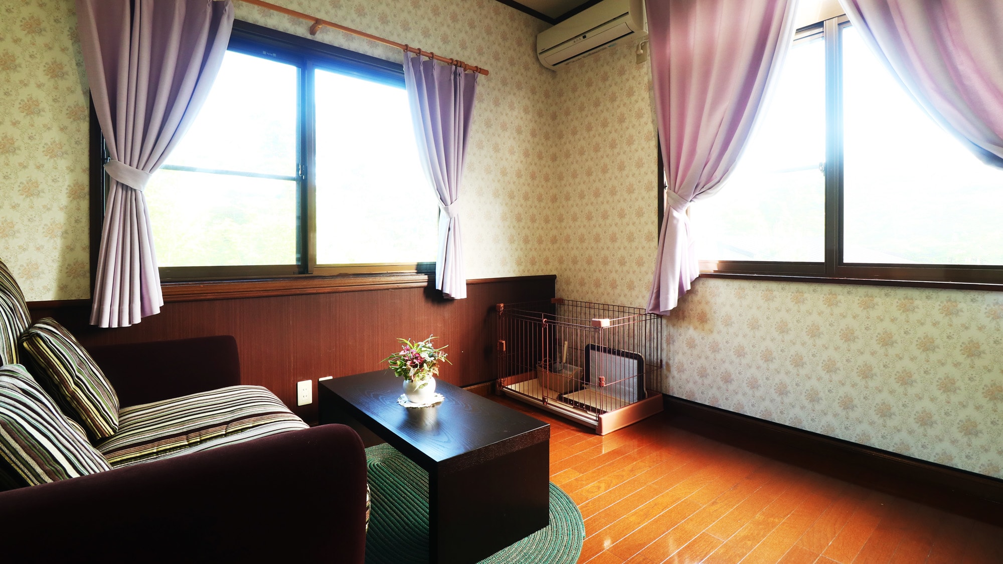 [Example of a guest room] Enjoy your stay in a relaxing space where you can enjoy the magnificent nature up close.