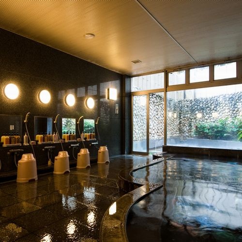 Large communal bath