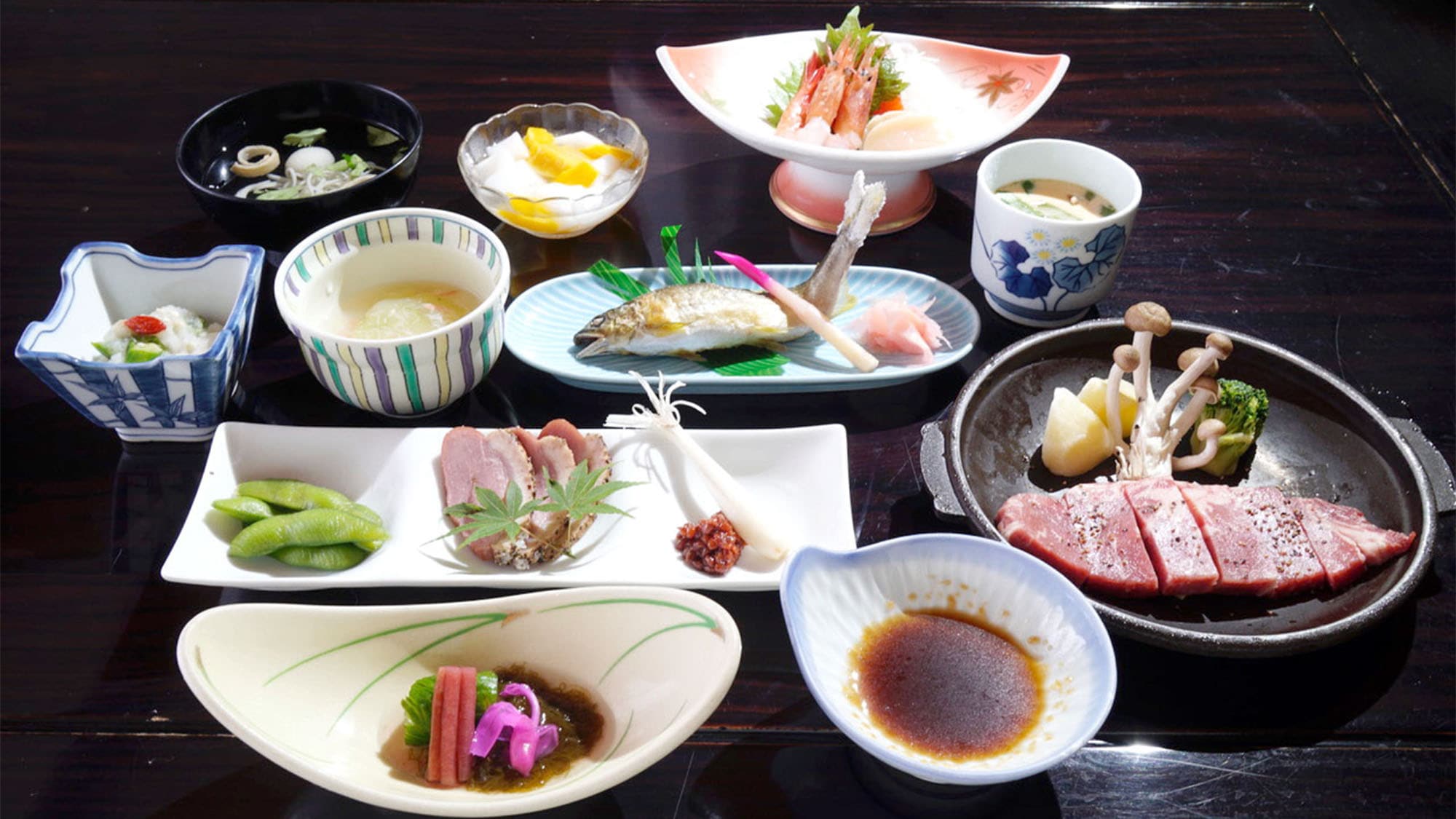・ Proud hospitality dishes using seasonal local ingredients