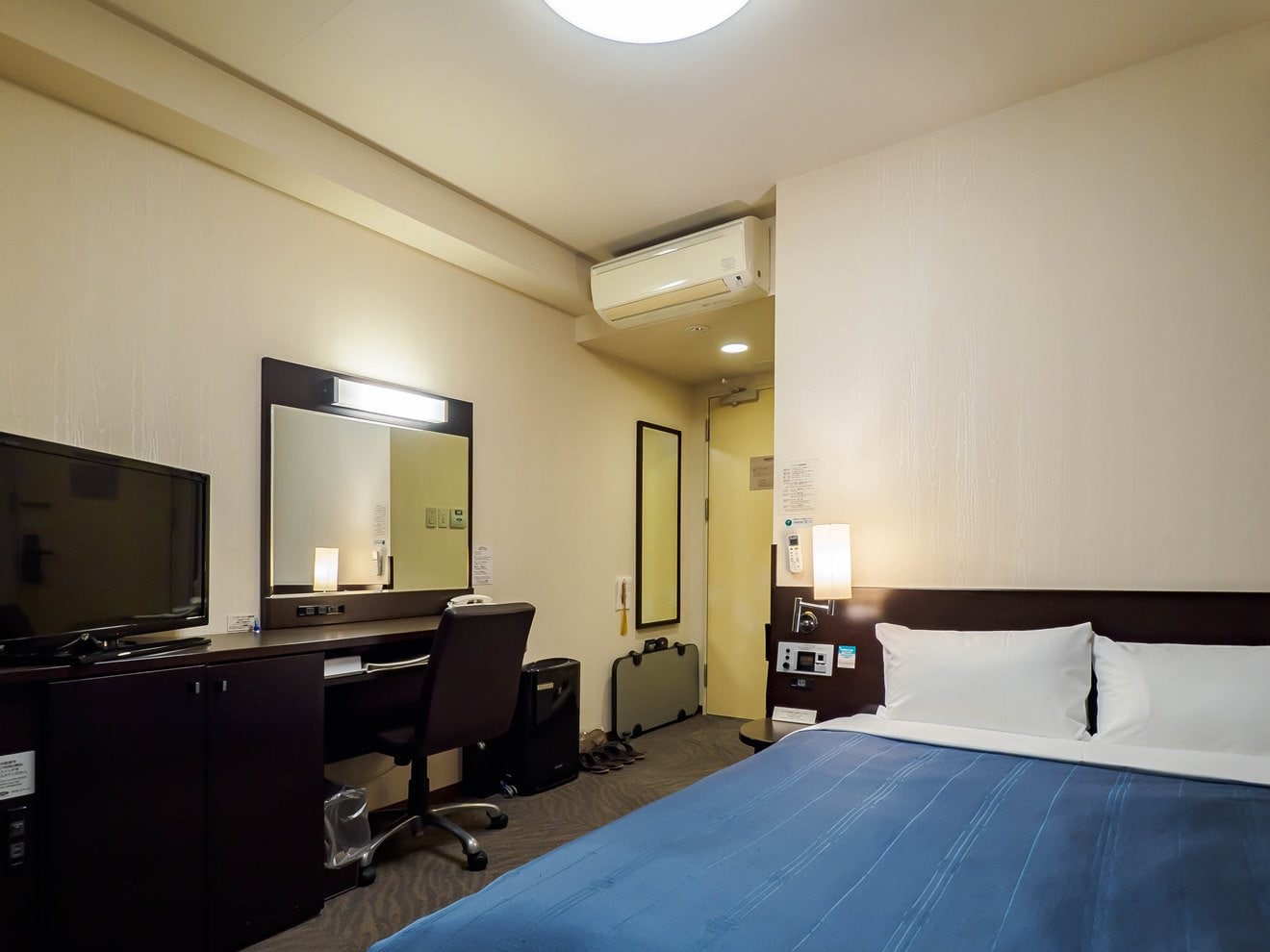  ■ Comfort semi-double room ■ Ideal for couples and couples.
