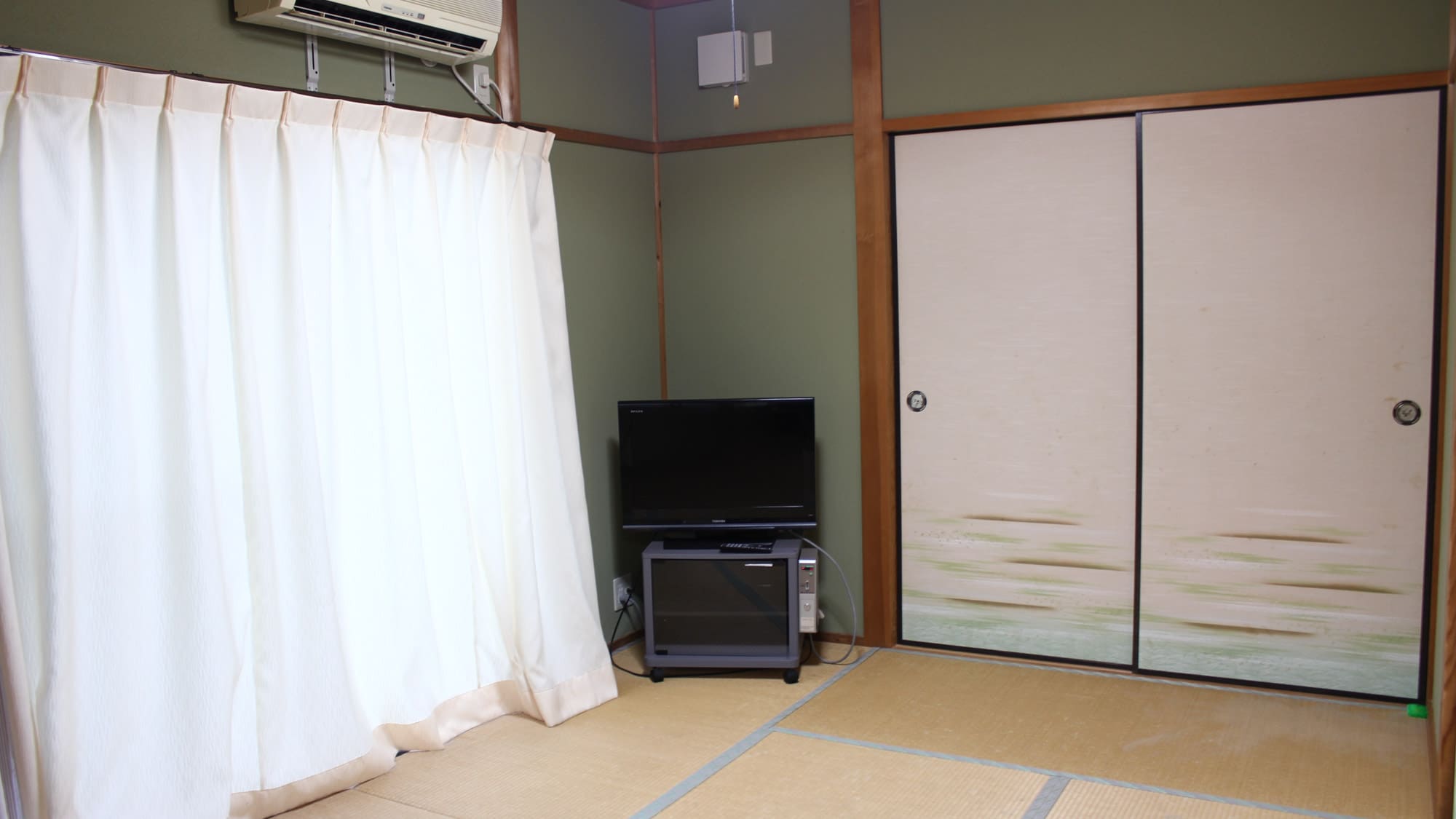 *Contoh interior bungalow satu lantai