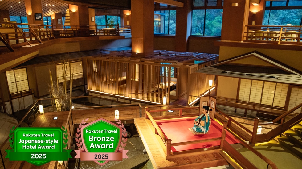 【浮世舞台】伝統的な音色に心が和らぐ三味線の生演奏も。