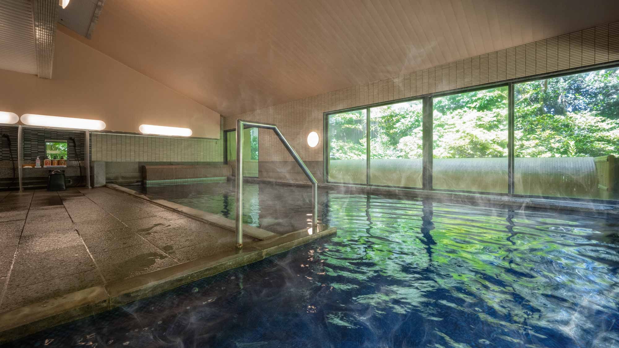 บ่อน้ำพุร้อนขนาดใหญ่ | ฮานาอุตะยุ (บ่อน้ำพุร้อนภายใน)