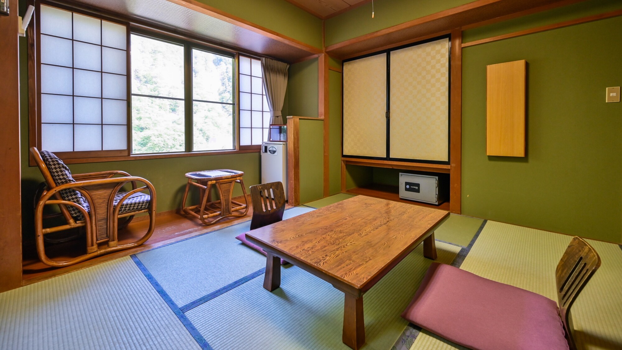 [Example of a 6 tatami Japanese-style room] A cozy and relaxing room