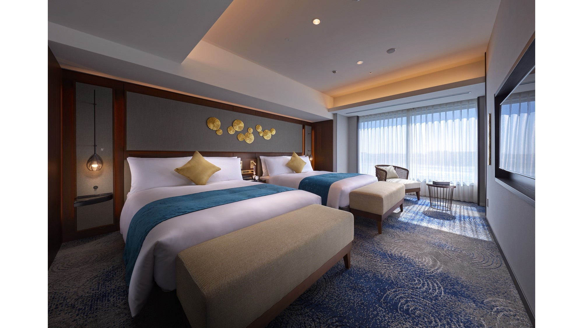 Premier Suite 97㎡ Bed width 140cm