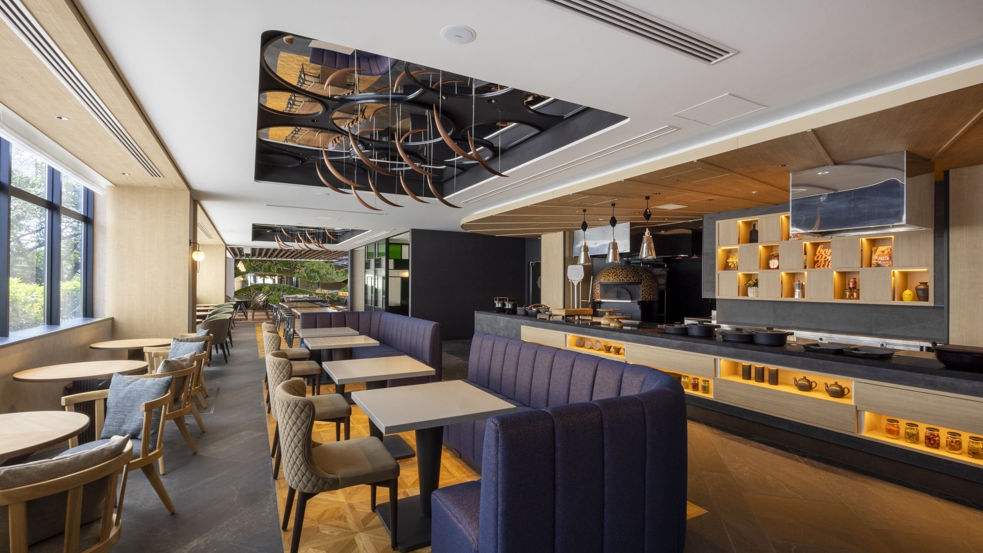 restaurant