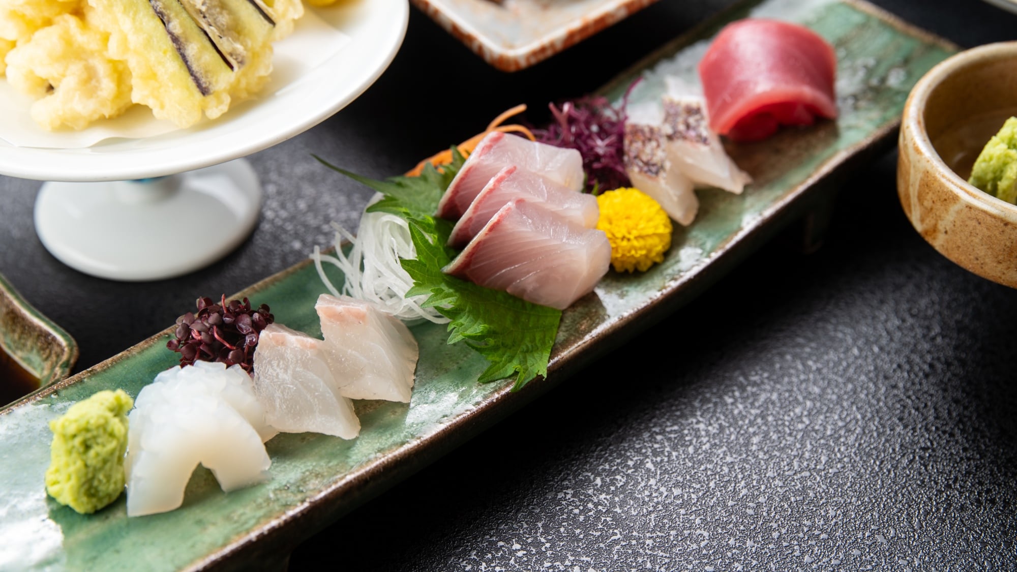 [Example of the finest Japanese banquet] Enjoy fresh sashimi