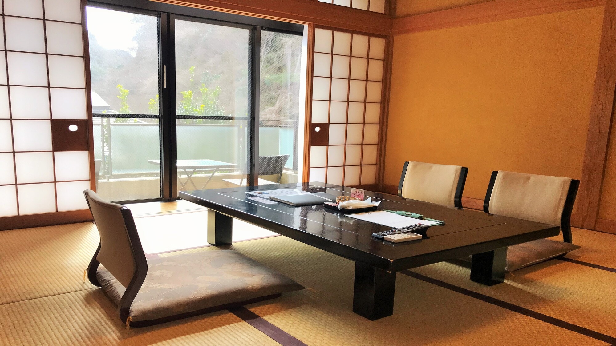 [2nd floor] 8 tatami Japanese-style room (Kangetsu/Aioi)