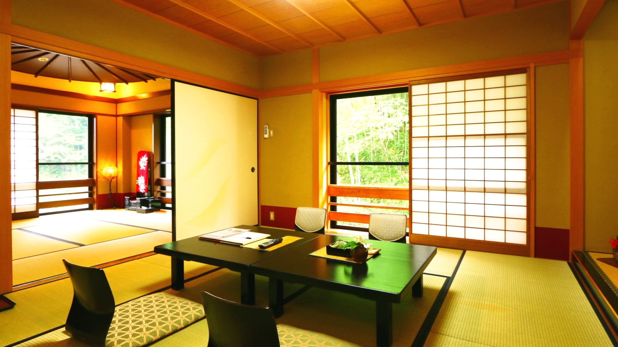 [Guest Rooms] Akizuki and Shundan. Limited to one group per day, this is the only maisonette-type room in the hotel.