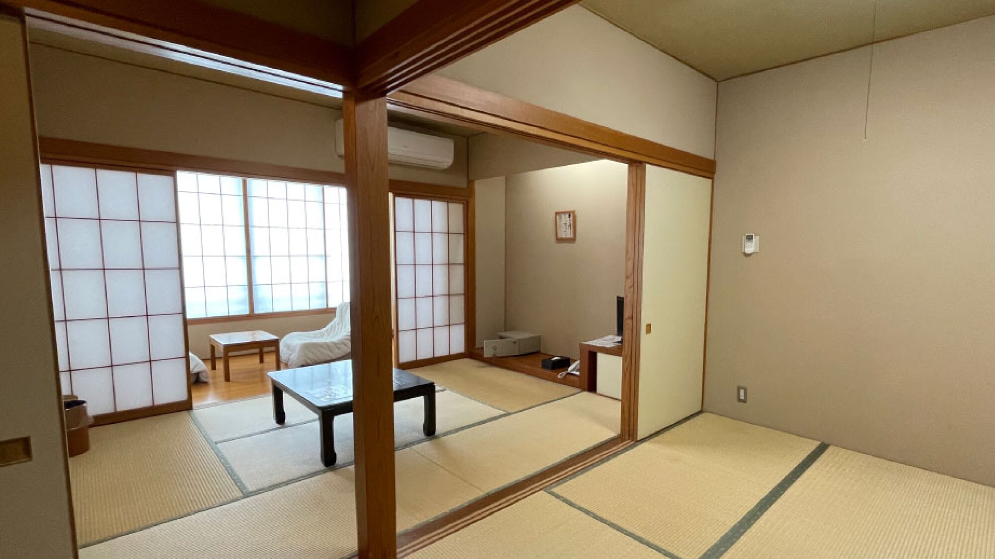 Japanese-style room 6 + 4.5 tatami