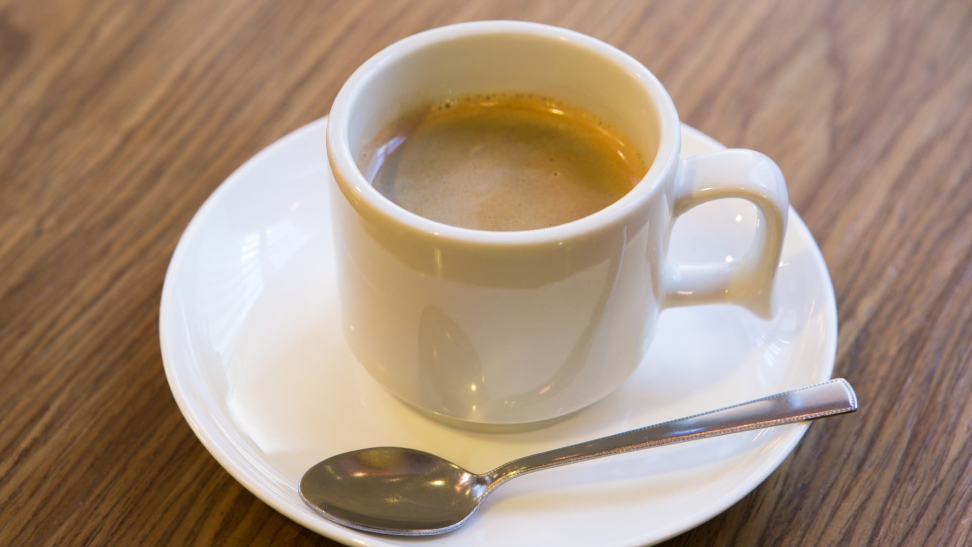 มีกาแฟฟรีให้บริการที่ล็อบบี้