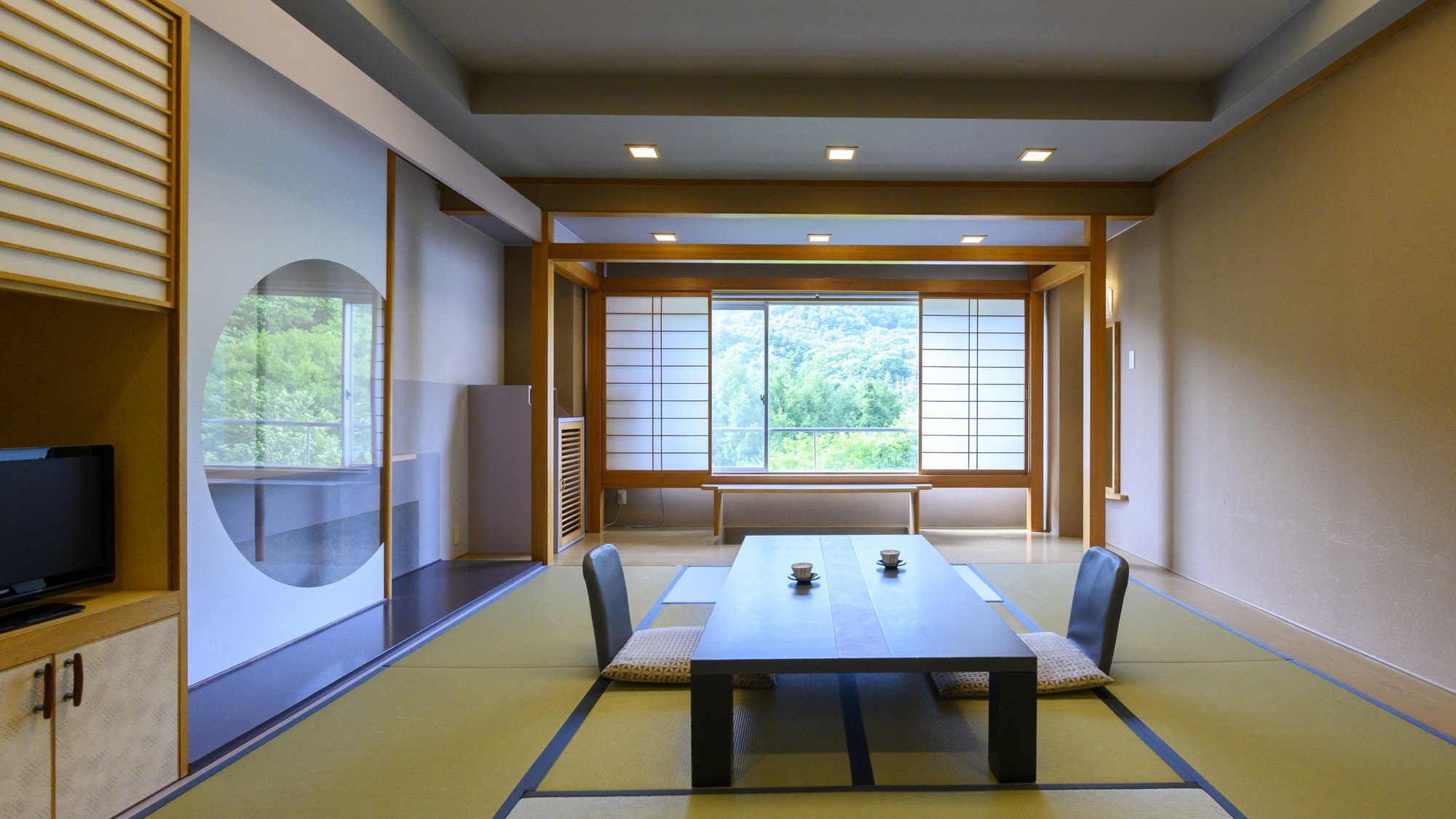 [Gedung Saison Court] Kamar tamu bergaya Jepang dengan pemandangan gunung