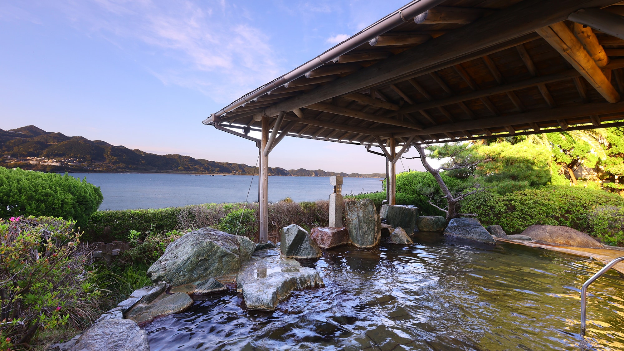 Open-air bath "Takiminoyu"