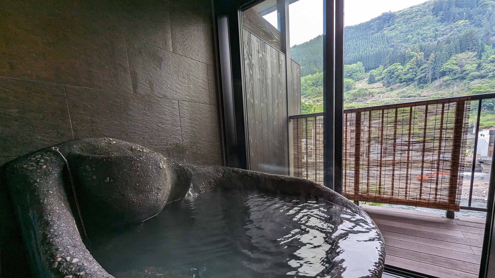 503_Japanese-Western style family room with natural hot spring