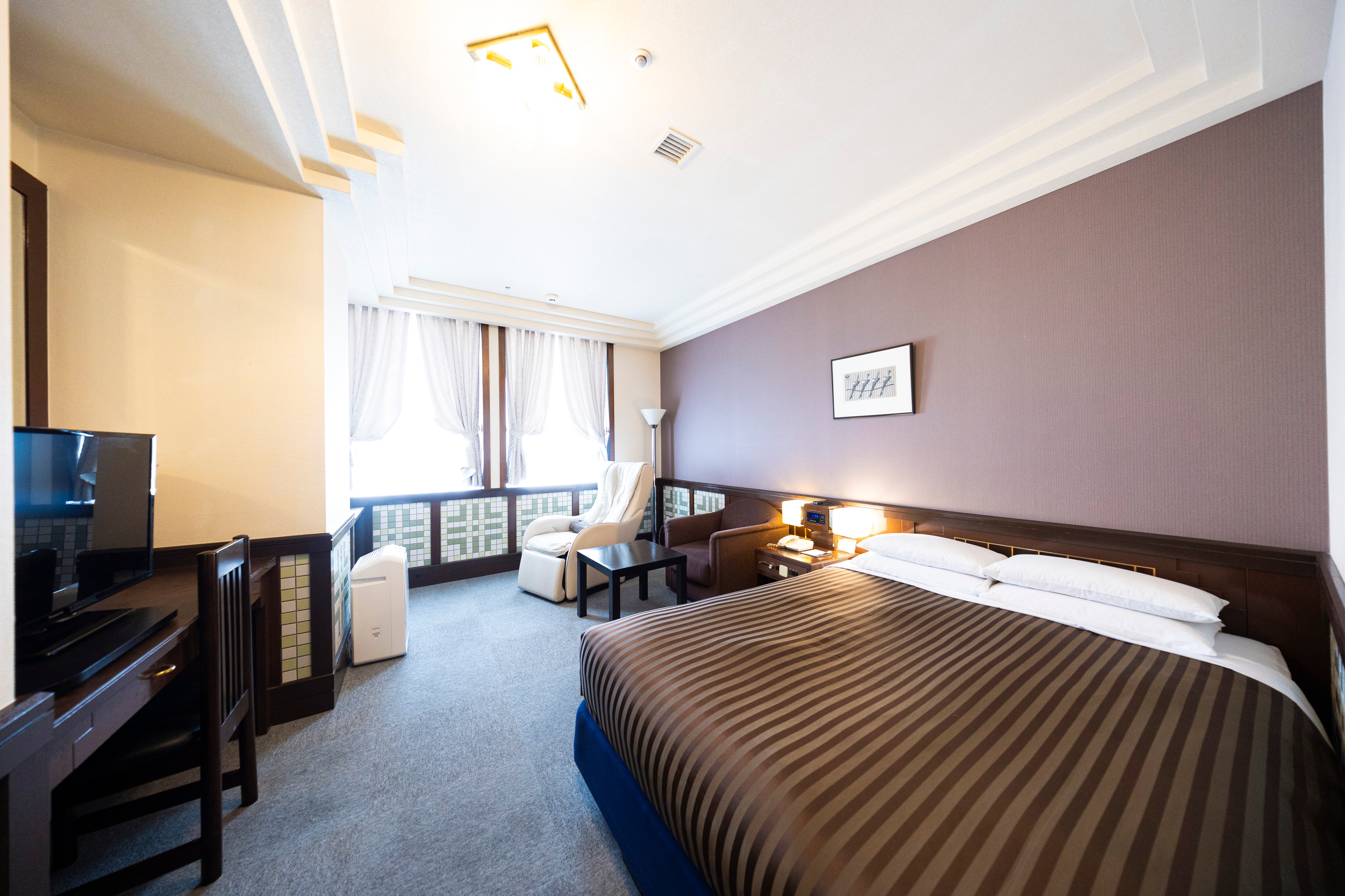 Giường đôi ngả ra sau