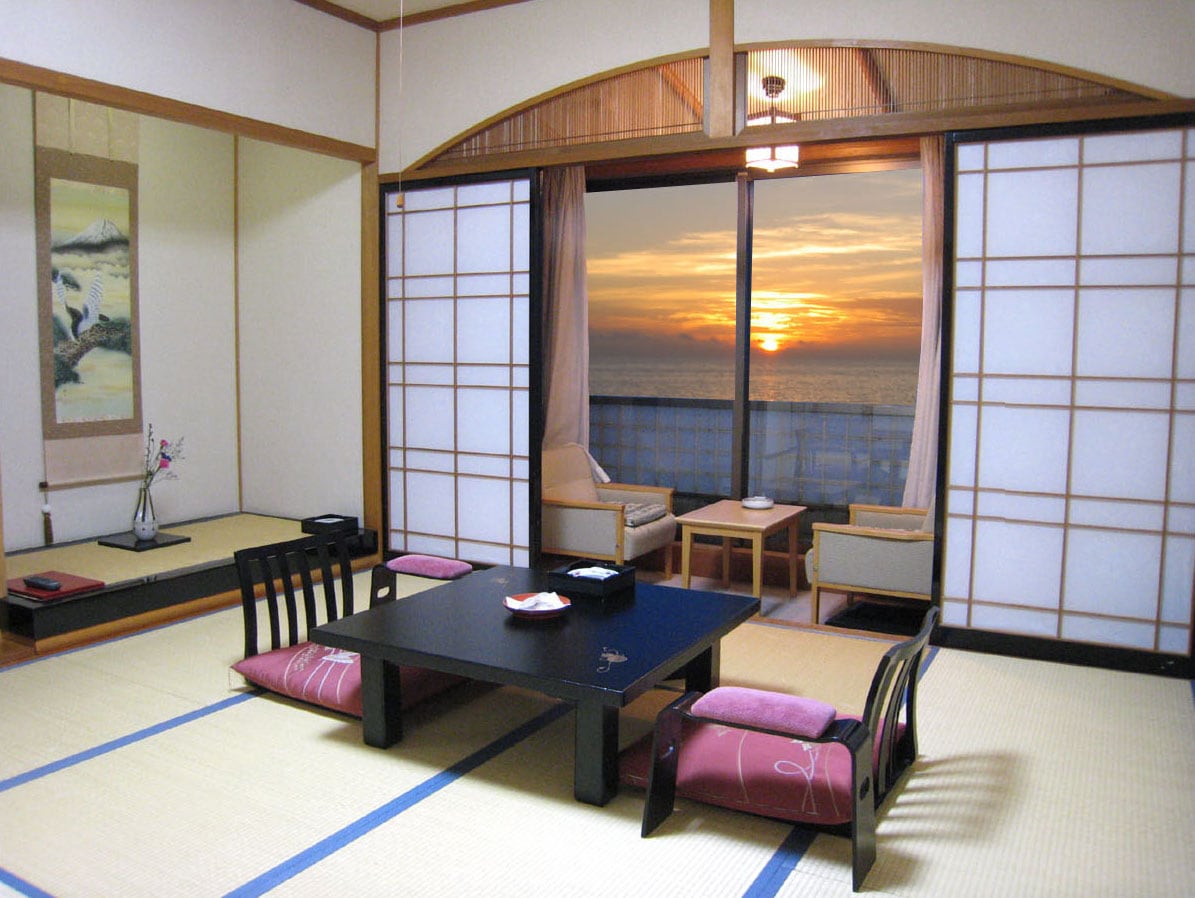 Rooms with a panoramic view of the Sea of Japan