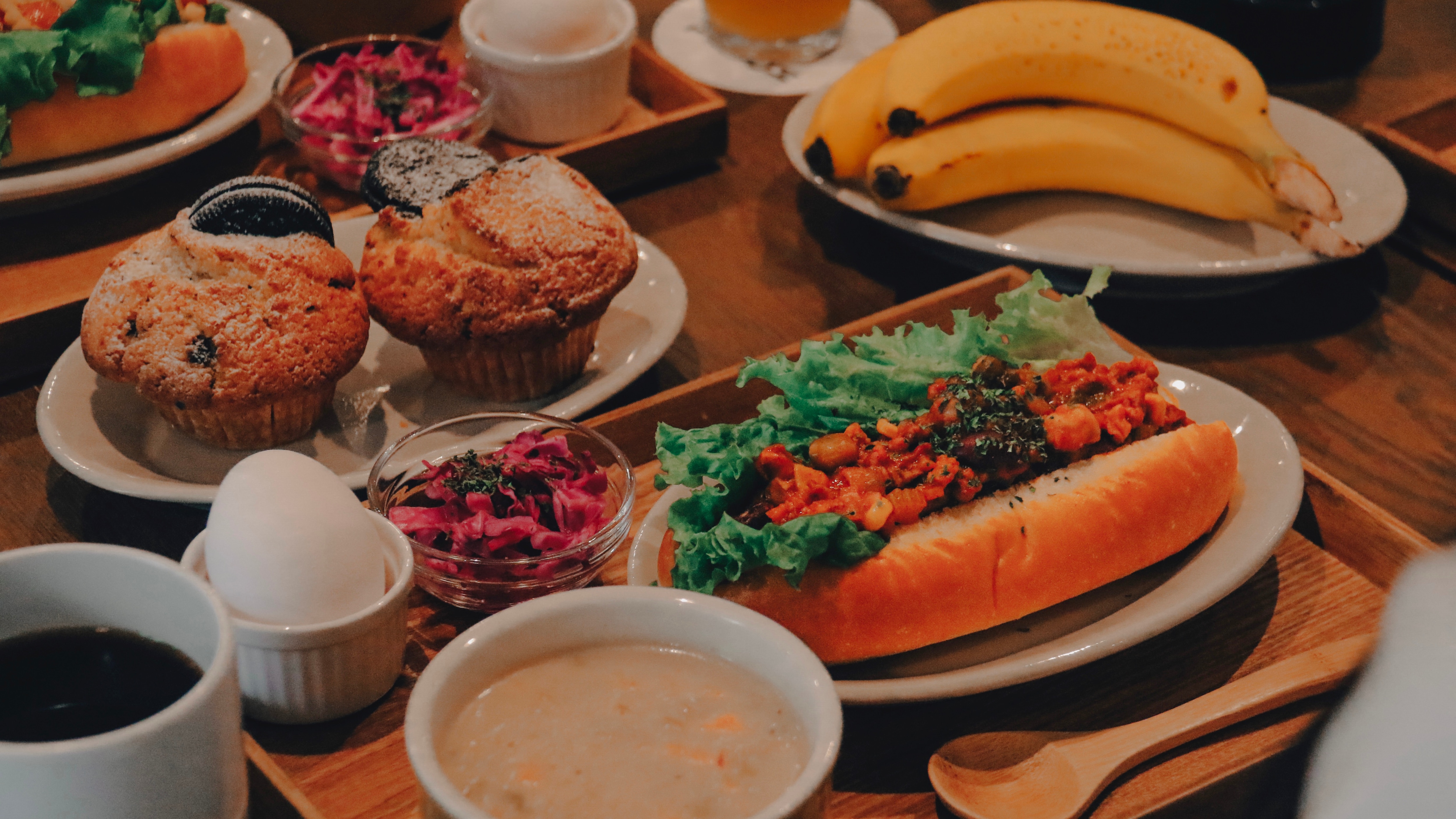 Breakfast (half buffet with choice of main dish)