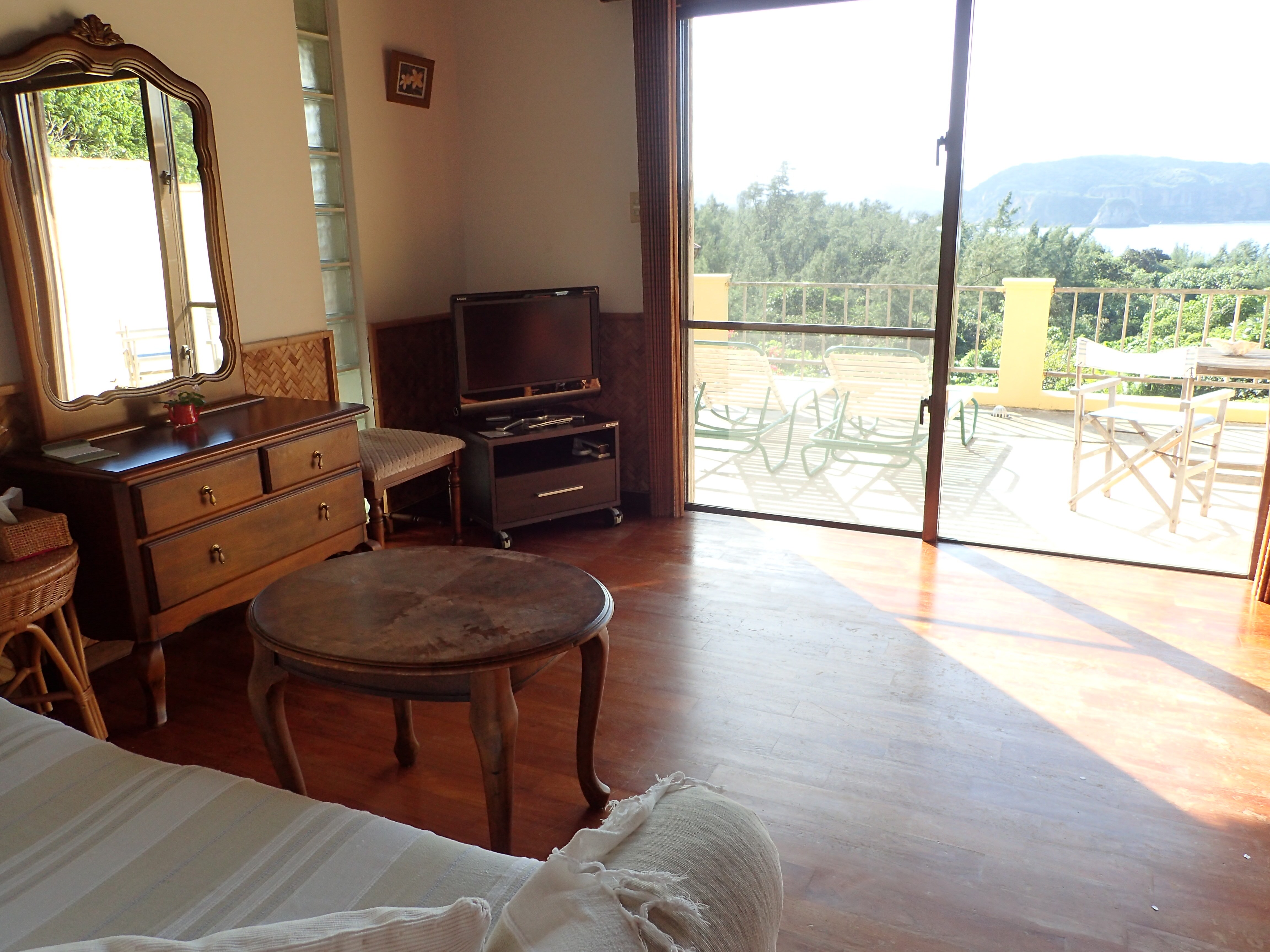 ruang tamu lantai 2 ruang tamu