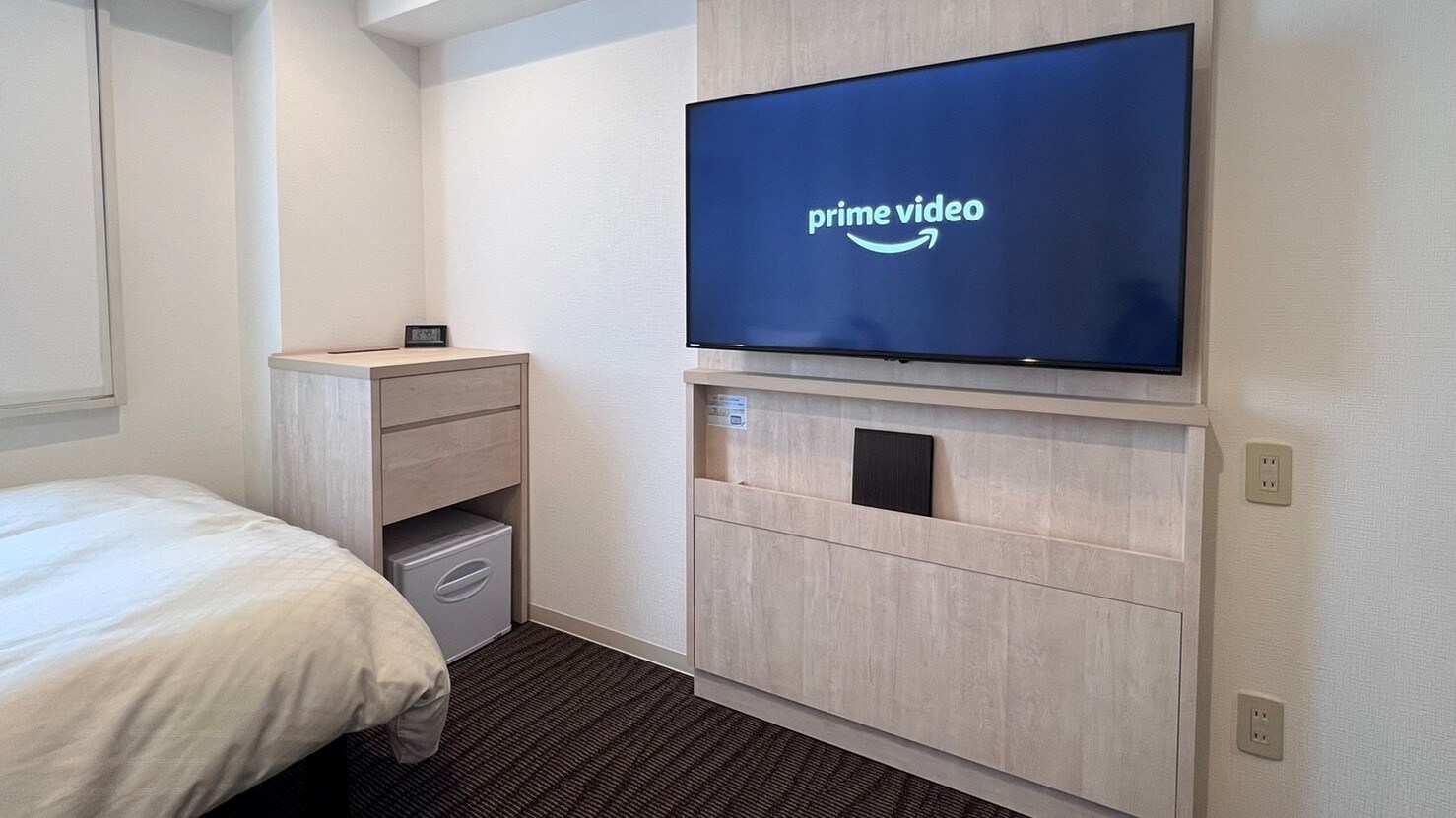 Pembaruan Semi-ganda b Jenis Smart TV 50V diperkenalkan